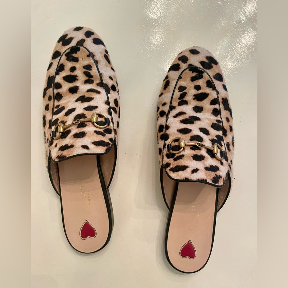 Gucci Calf Hair Loafers size 9 (40)